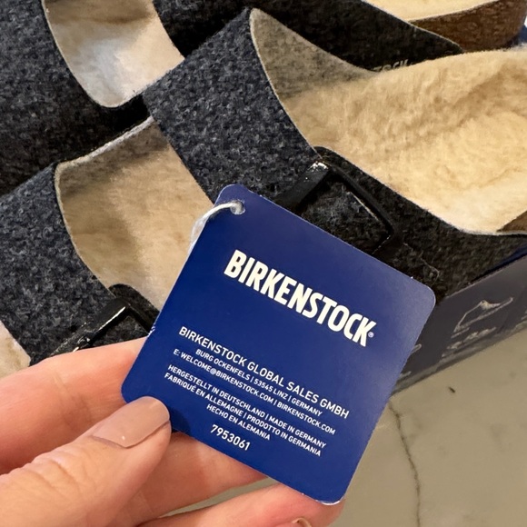 NWT Birkenstock Gray Wool Sherling Arizona Sandals 41 - Original Box - Picture 4 of 5